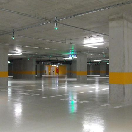 Apartmanhaz Soho Γκιόρ Εξωτερικό φωτογραφία