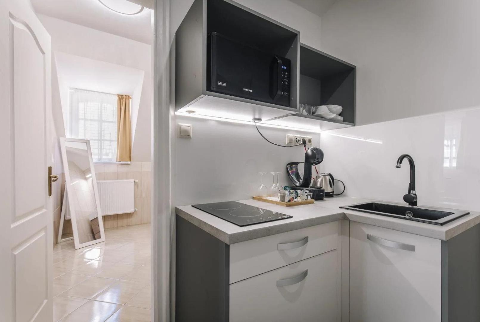 Apartmanhaz Soho Γκιόρ Εξωτερικό φωτογραφία