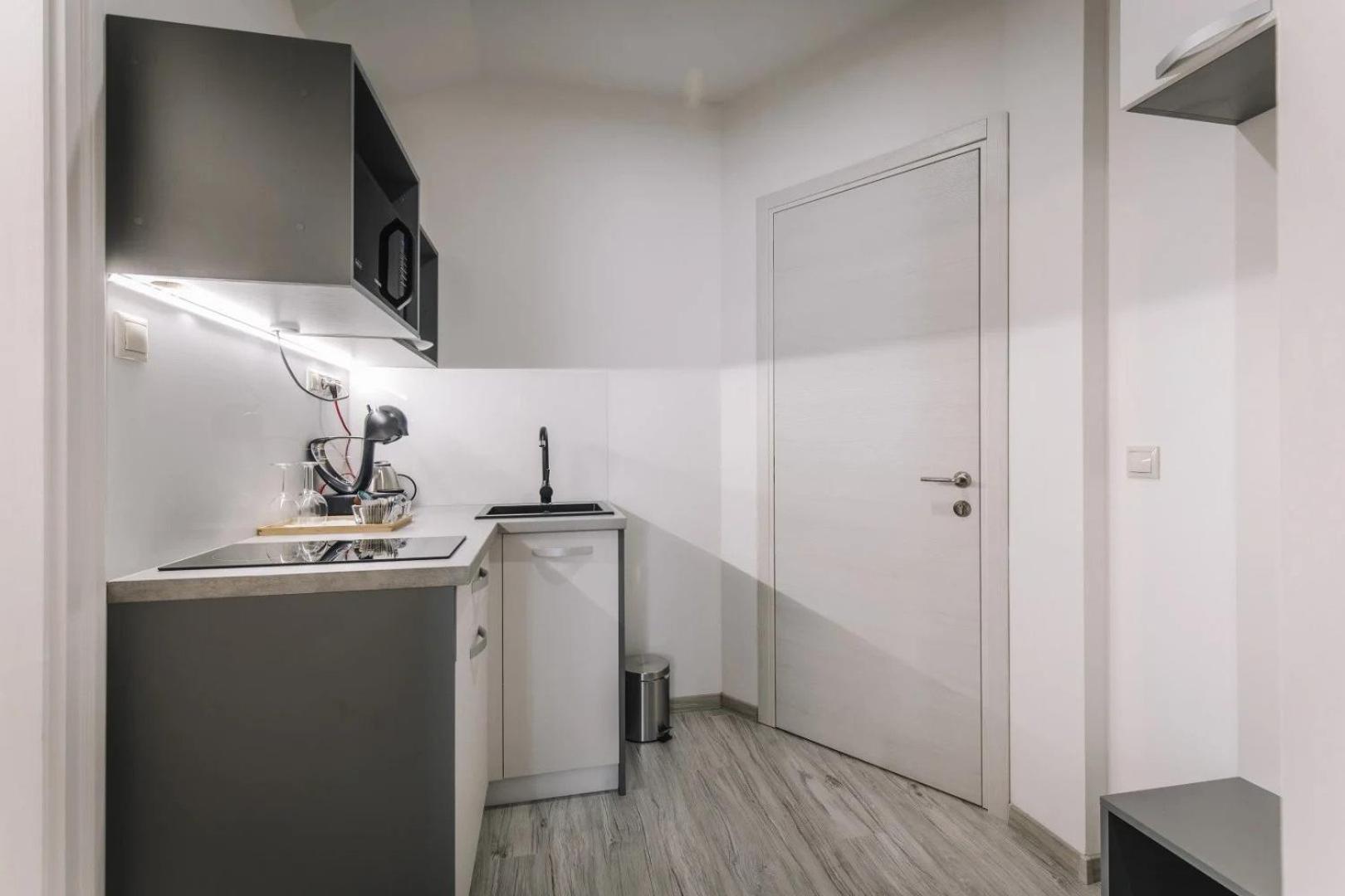 Apartmanhaz Soho Γκιόρ Εξωτερικό φωτογραφία
