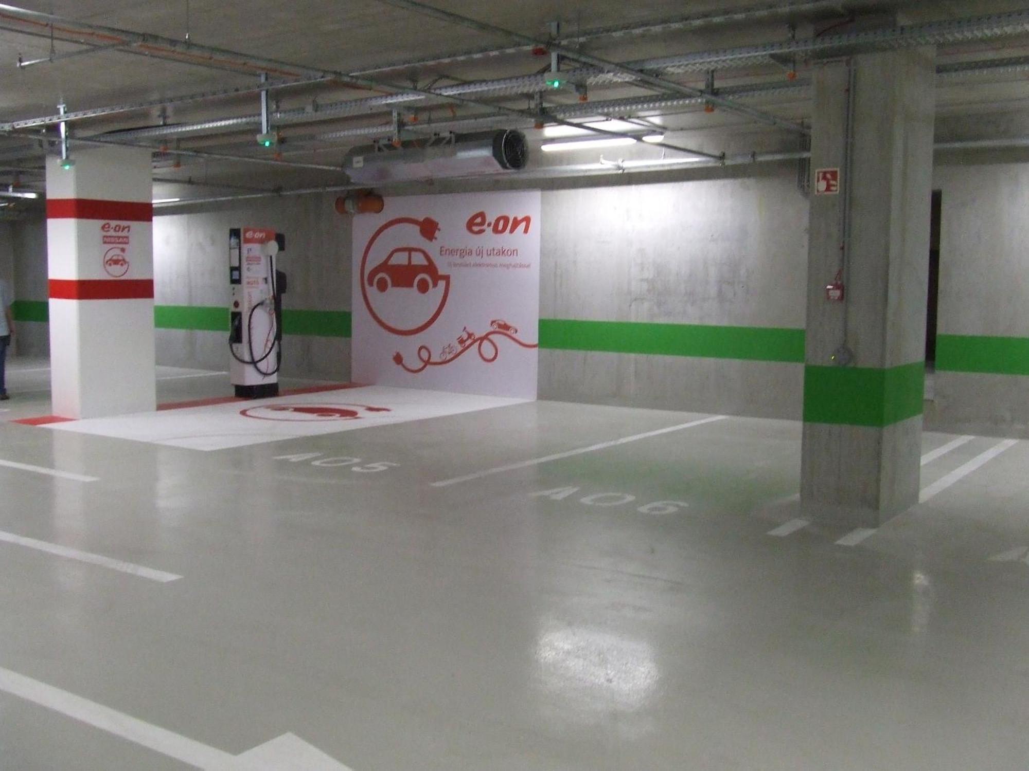 Apartmanhaz Soho Γκιόρ Εξωτερικό φωτογραφία